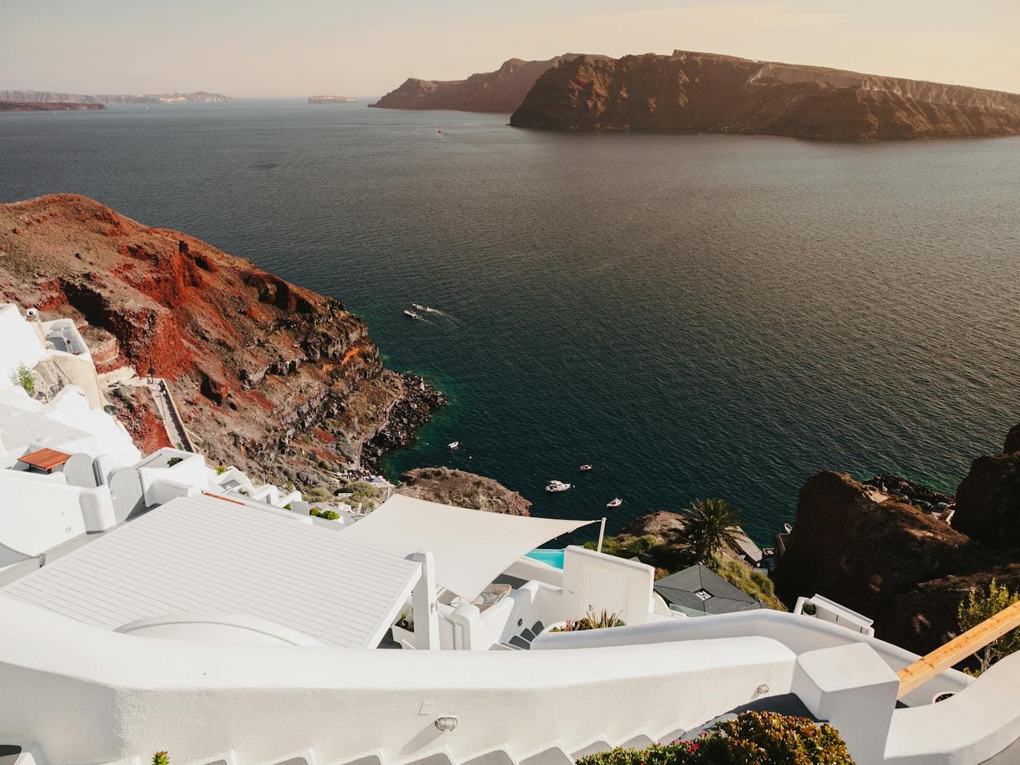 Unlimited Kilometers Across Santorini